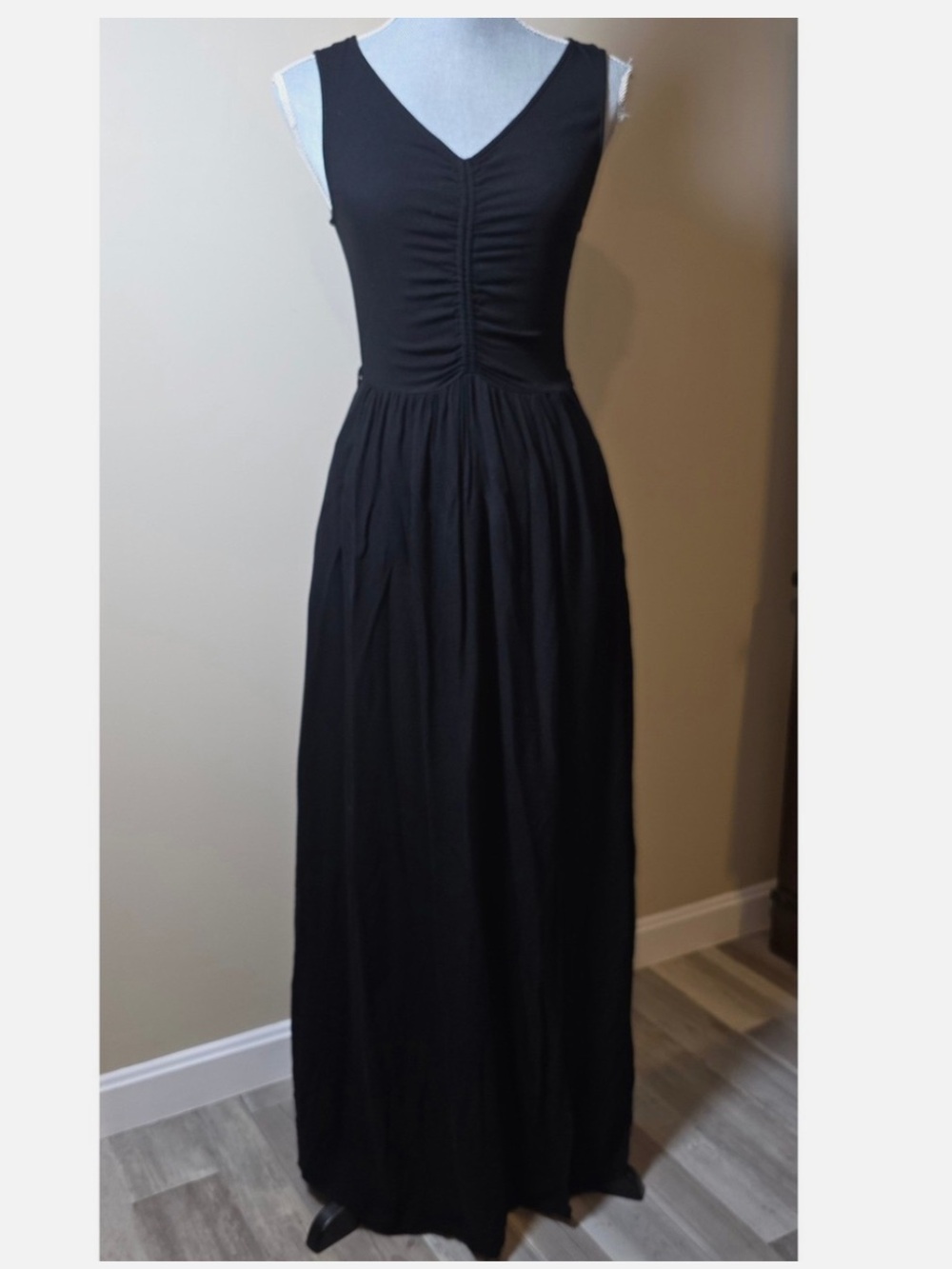 Young fabulous and broke black maxi dress side, slit size medium